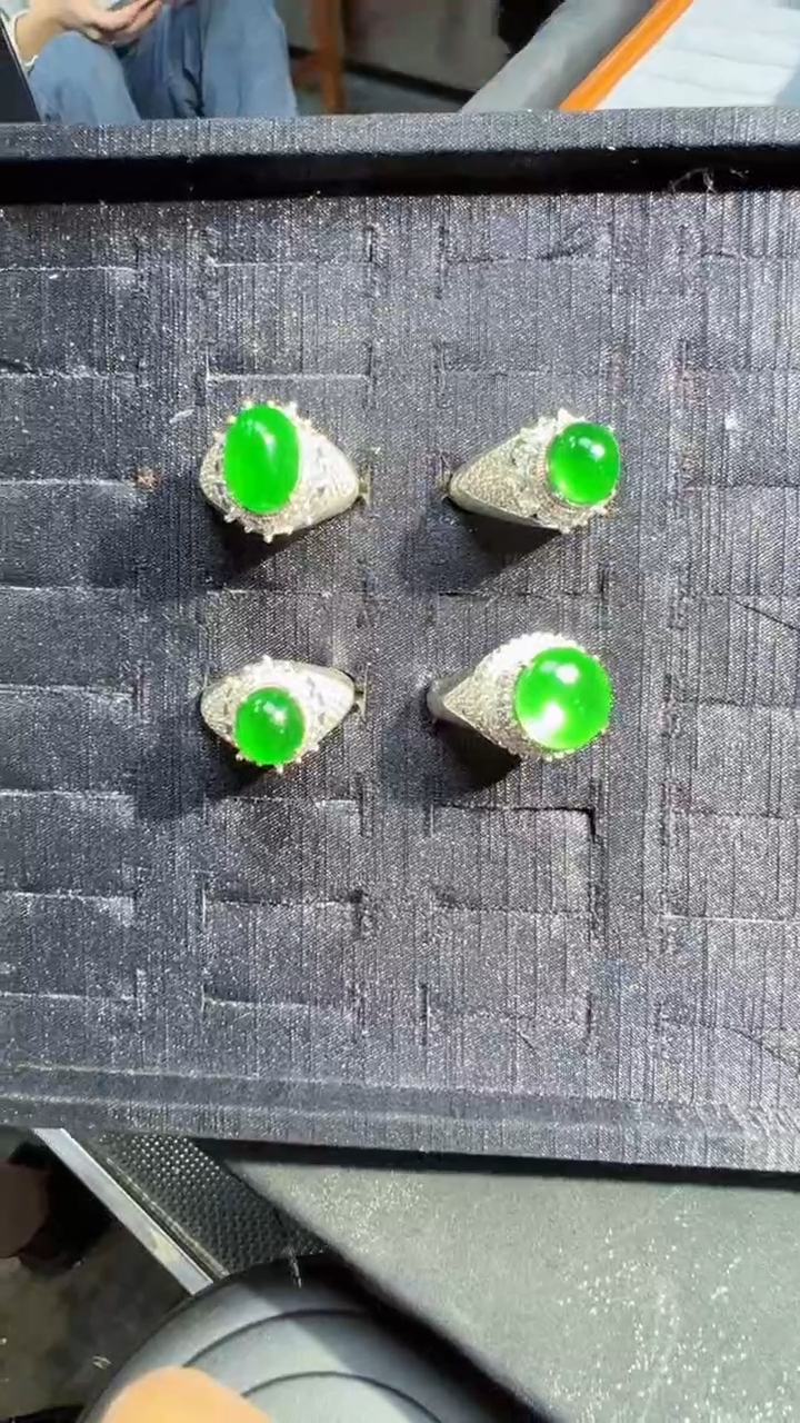 【闪购商品】定制翡翠未镶嵌蛋面1