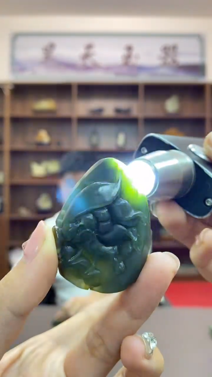 【闪购商品】岫岩河磨玉（透闪石质玉）吊坠未镶嵌吊坠