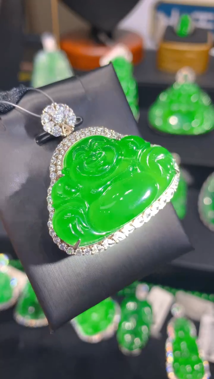 【闪购商品】翡翠颈饰银S925镶嵌33一季