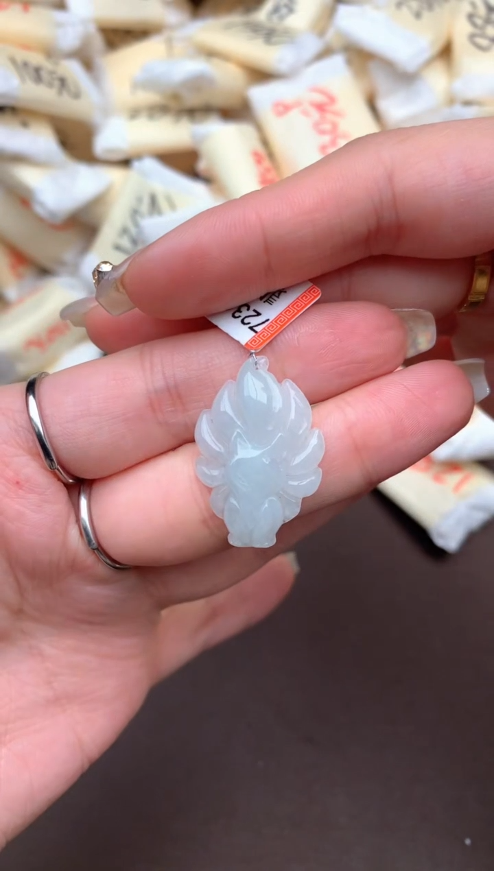 【闪购商品】翡翠挂件未镶嵌—   —   