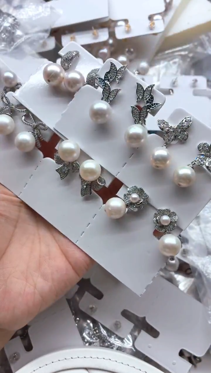 未镶嵌耳饰淡水珍珠多样性发其一，非无暇