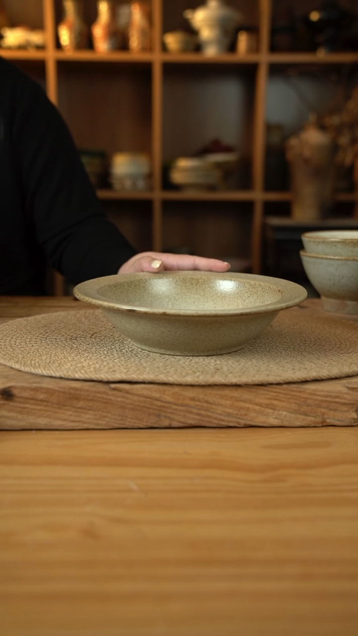 奶奶系列的9英寸宽边盘1个