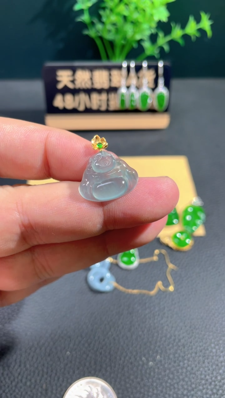 【闪购商品】翡翠颈饰18K金镶嵌翡翠