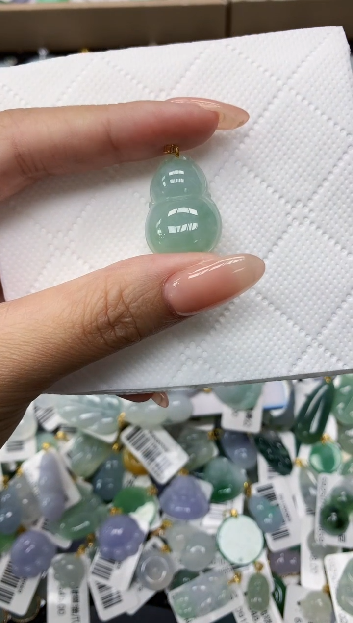 颈饰未镶嵌翡翠11111111111
