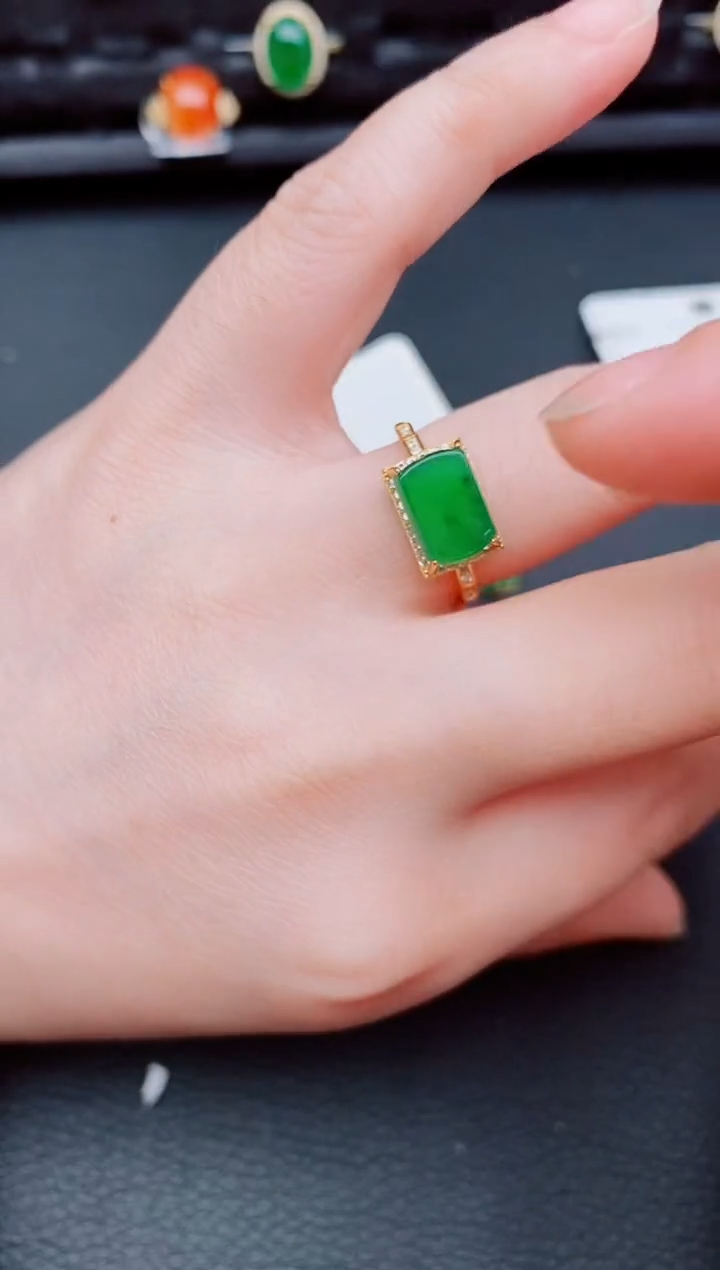 【闪购商品】翡翠戒指银S925镶嵌天然a货翡翠235