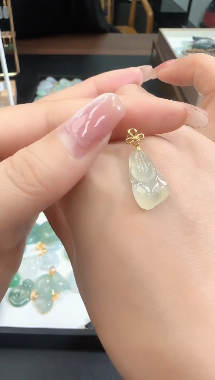 【闪购商品】翡翠颈饰18K金镶嵌250218167