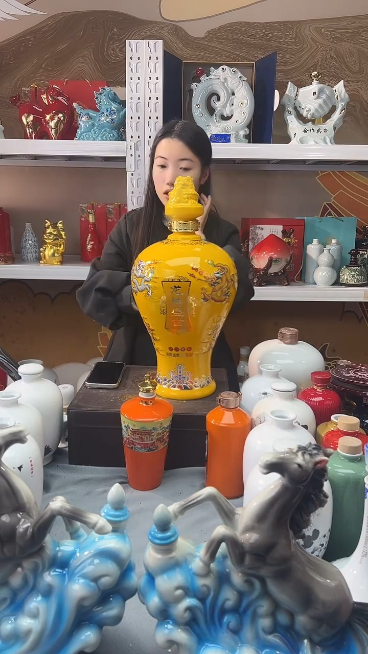 2个10斤黄色龙，龙腾盛世