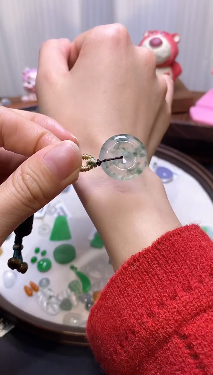 【闪购商品】翡翠颈饰未镶嵌平安扣