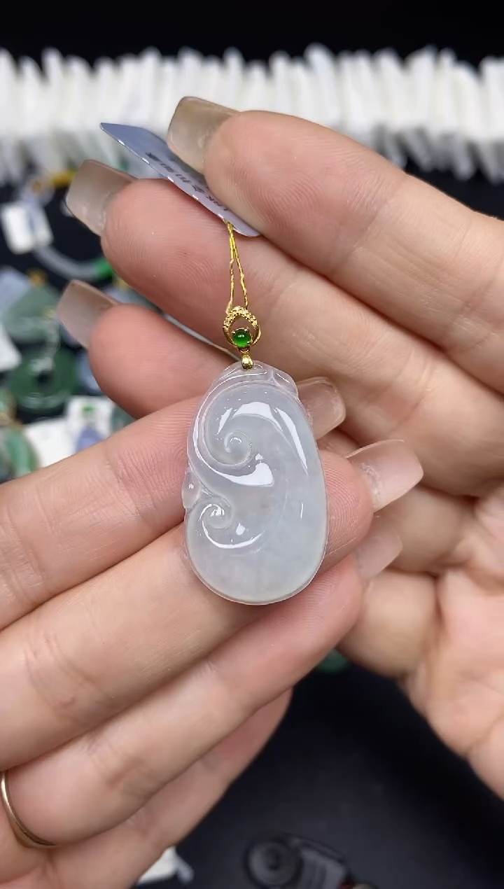 吊坠(不含链)18K金镶嵌翡翠如意18K金扣镶嵌@@CMT