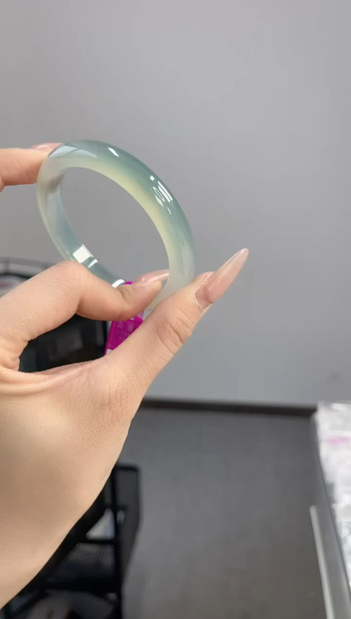 【闪购商品】玛瑙/玉髓手镯未镶嵌54-55圈