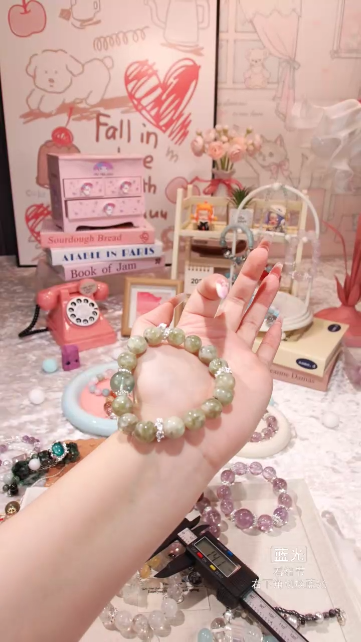 【闪购商品】水晶手链未镶嵌01多样性发货 发其一