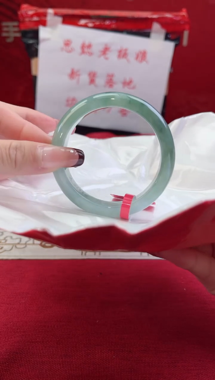 【闪购商品】翡翠手镯未镶嵌翡翠手镯