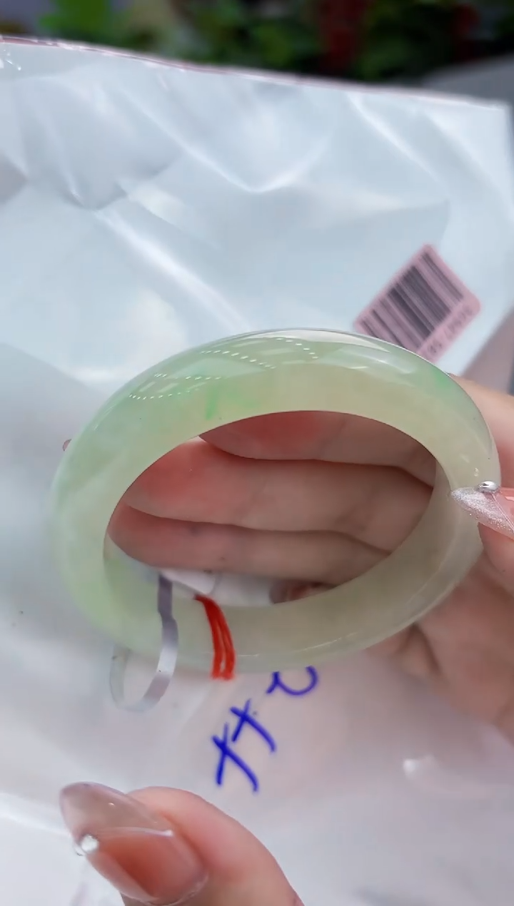 【闪购商品】翡翠手镯未镶嵌翡翠手镯