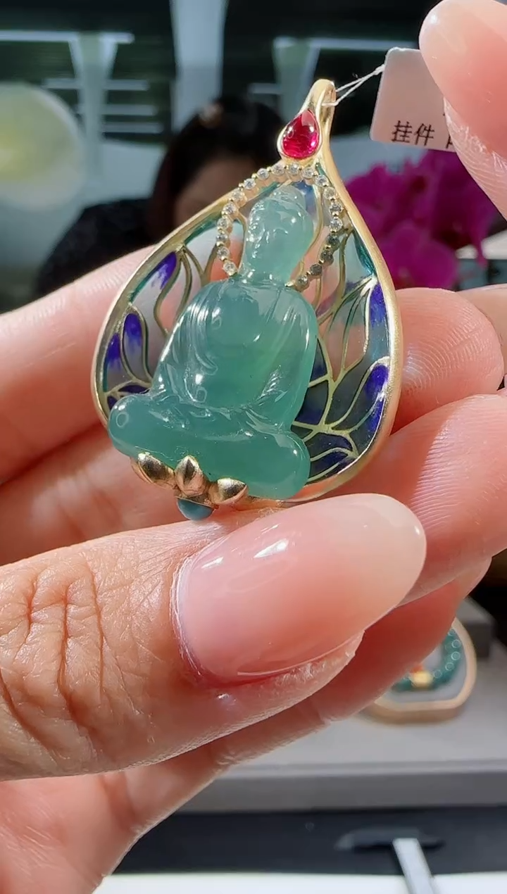 【闪购商品】翡翠吊坠(不含链)银S925镶嵌佛多样性发一