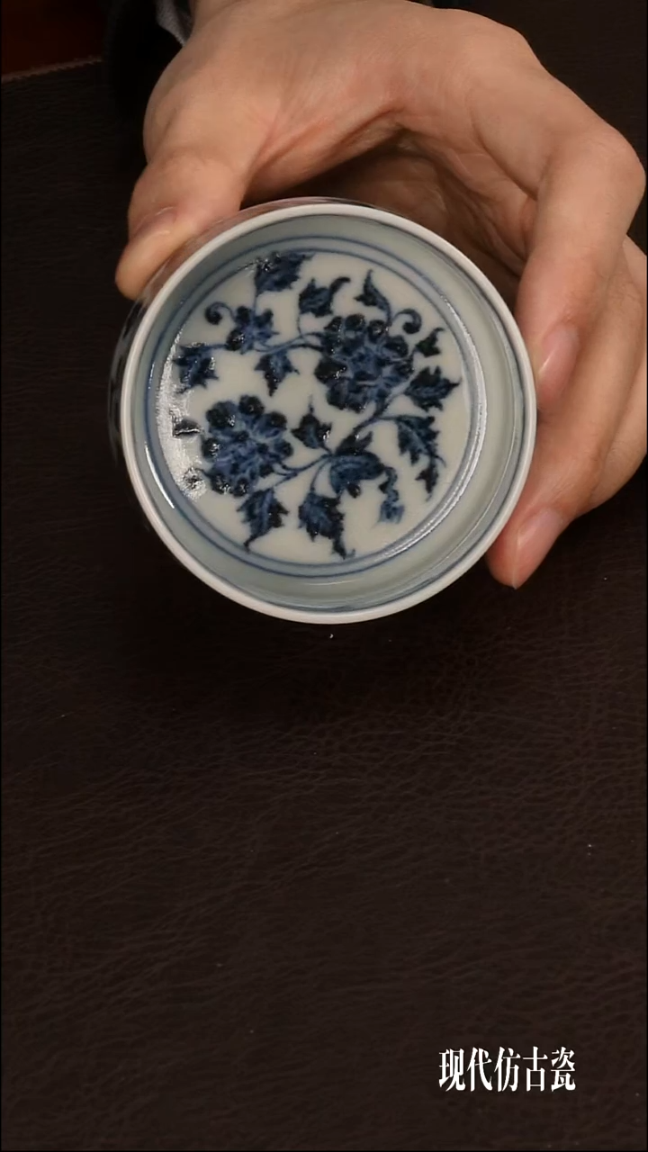 景德镇陶瓷艺术花卉纹