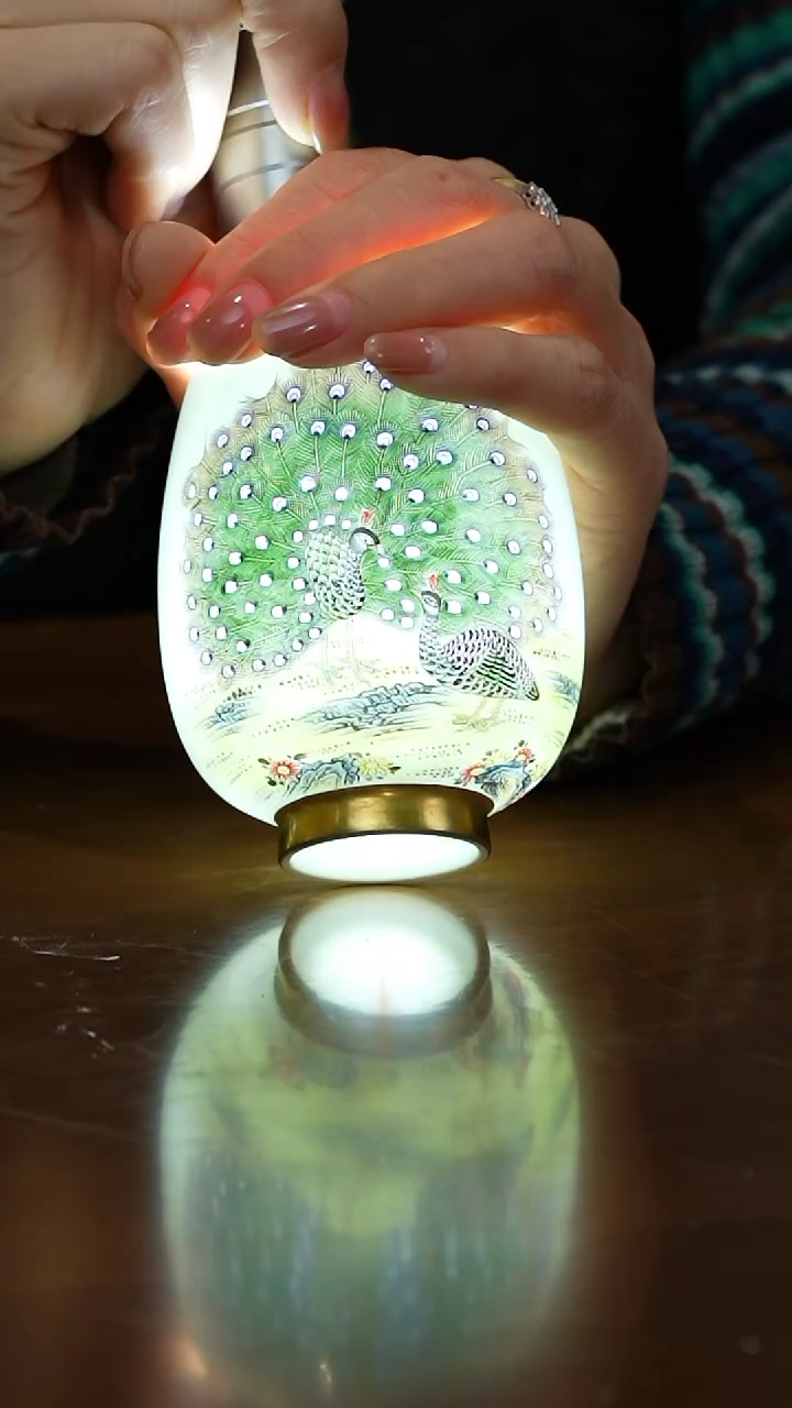 【闪购商品】柴窑-富玉玲珑瓷-孔雀杯