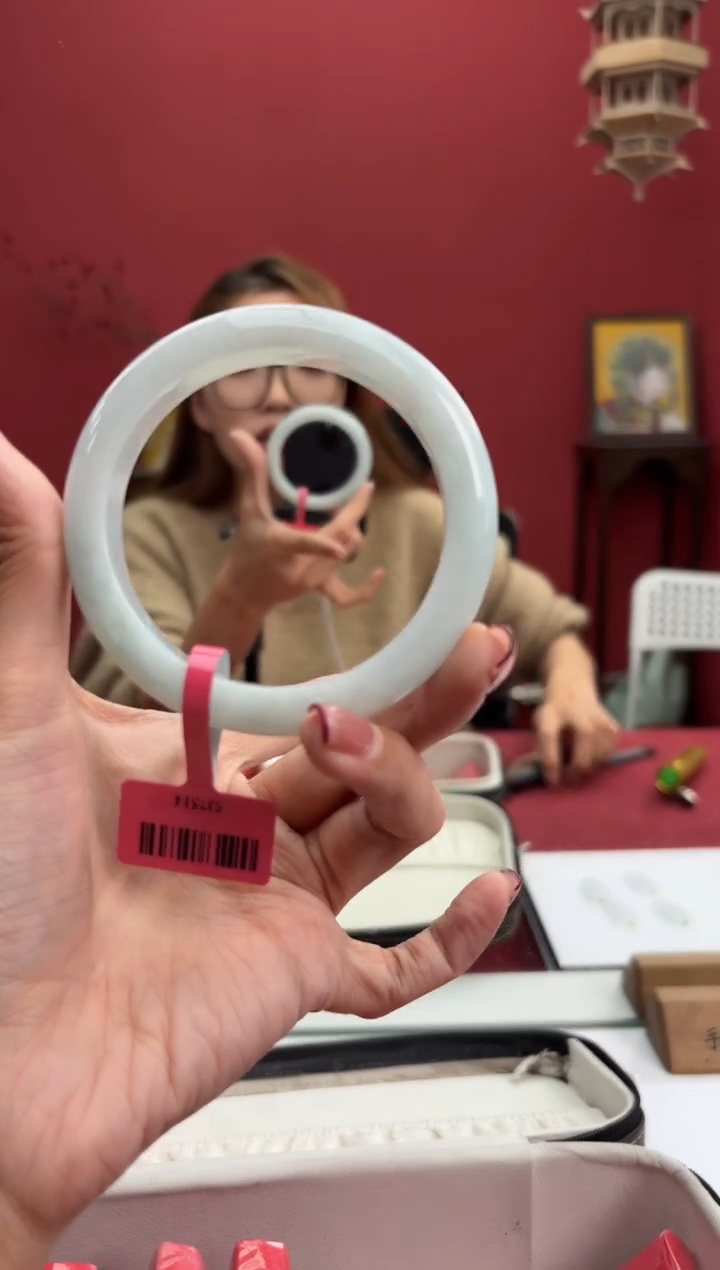 【闪购商品】翡翠手镯未镶嵌7手镯