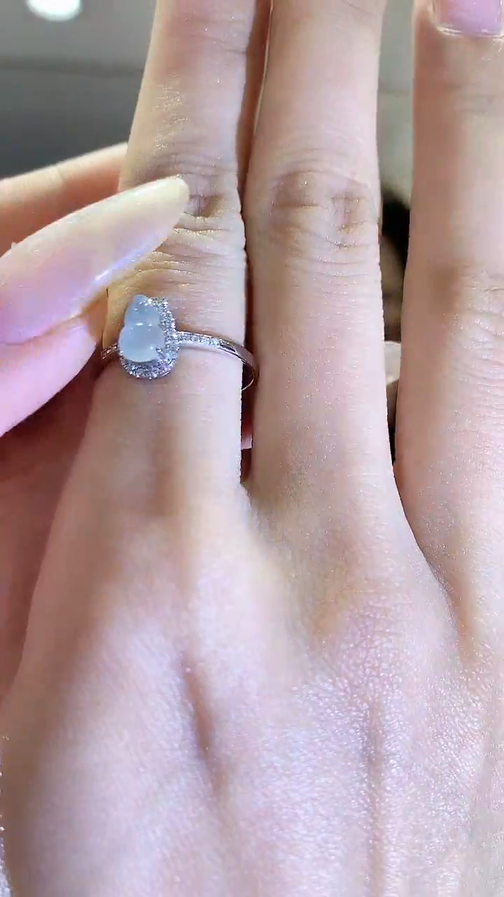 【闪购商品】翡翠戒指18K金镶嵌戒指CY