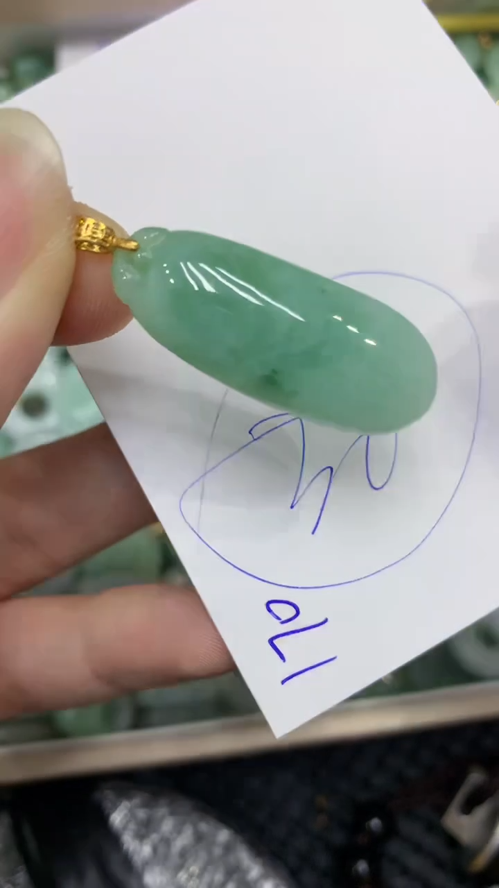 颈饰未镶嵌翡翠缅甸A货翡翠