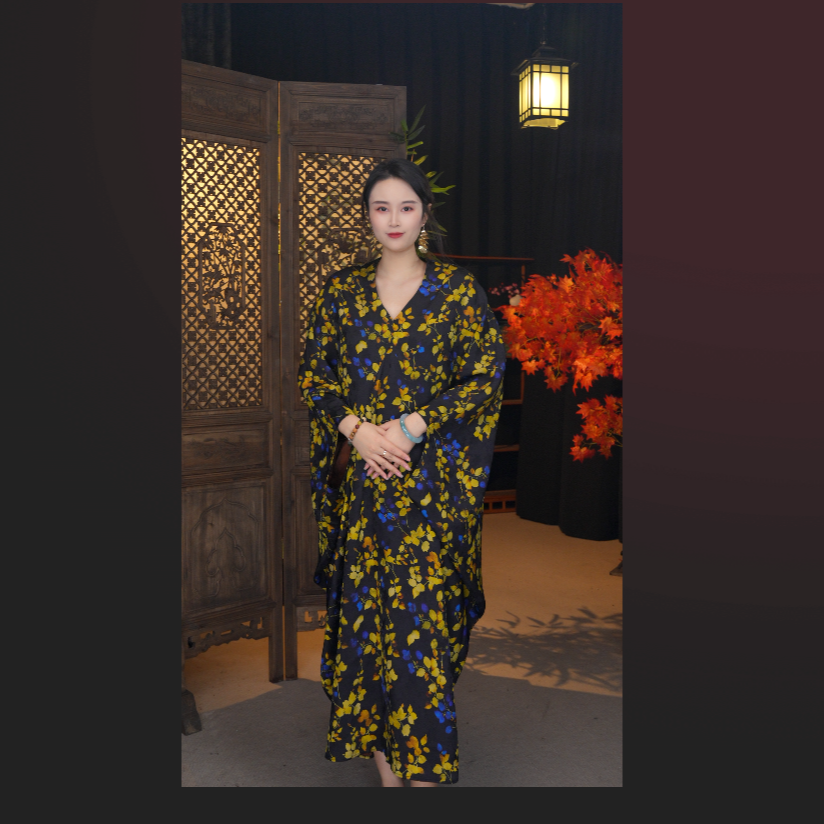 【凝兰】阔太太时髦服装宽松袍子网红时尚炸街新款女装连衣裙