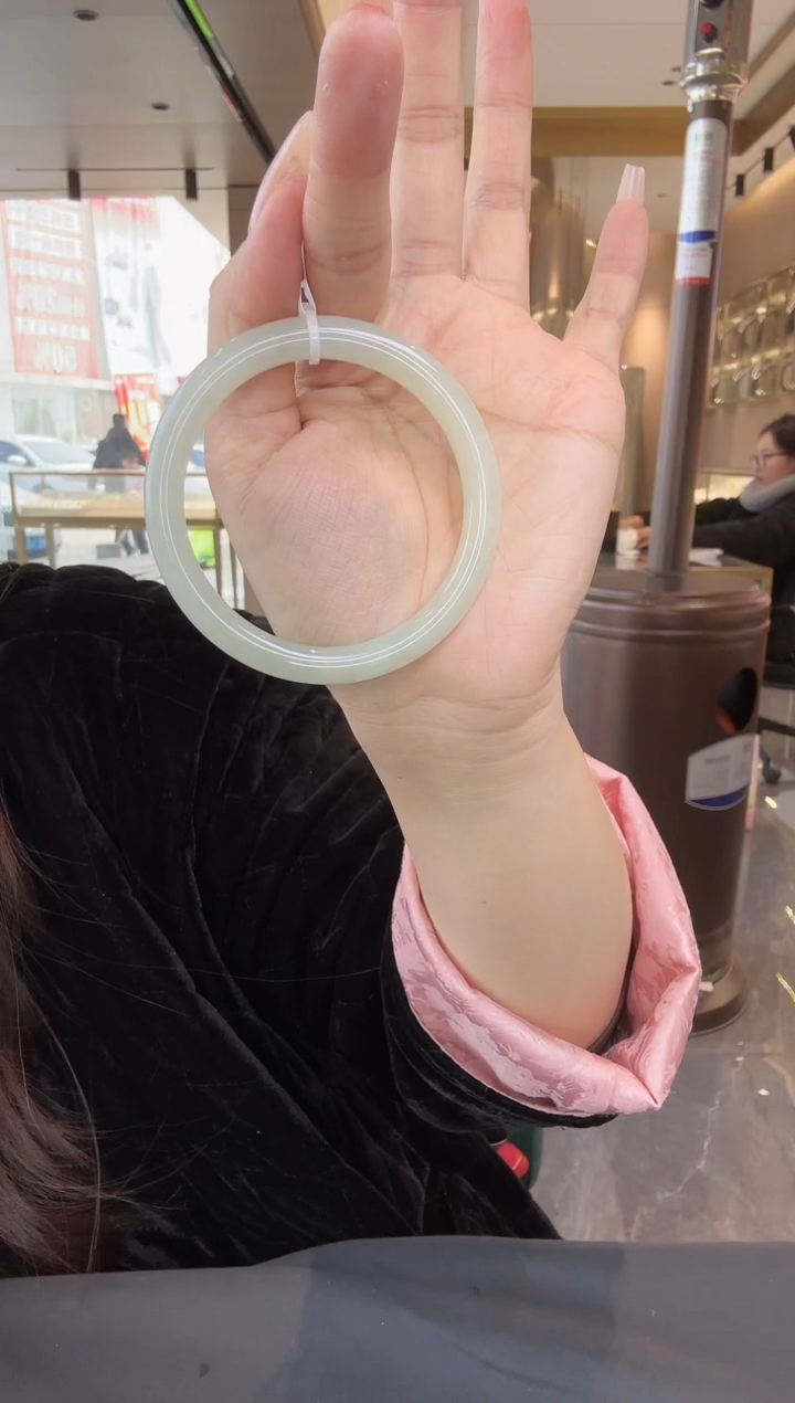 【闪购商品】和田玉手镯未镶嵌秋月镯60