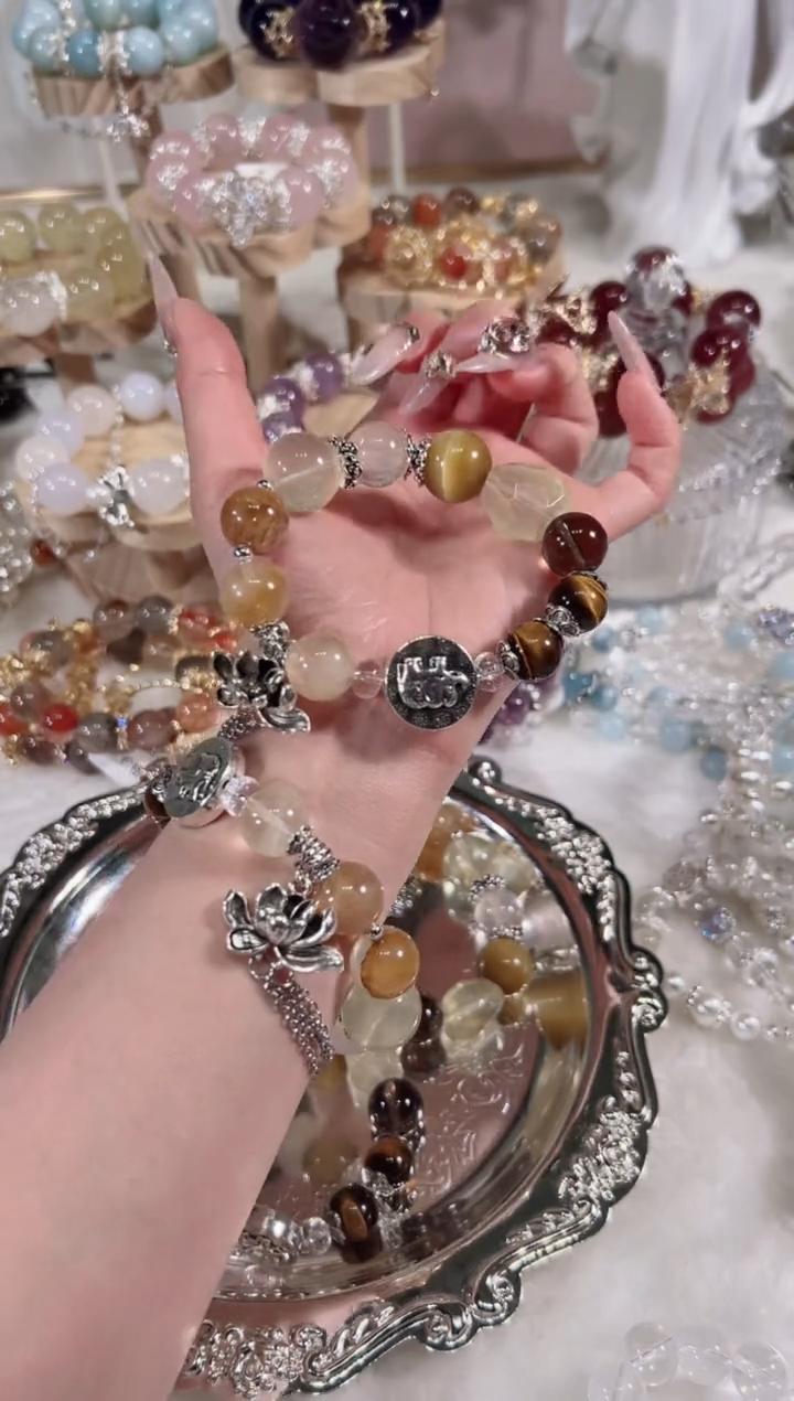 【闪购商品】水晶手链未镶嵌天然水晶默认微瑕 多样性发货发其一