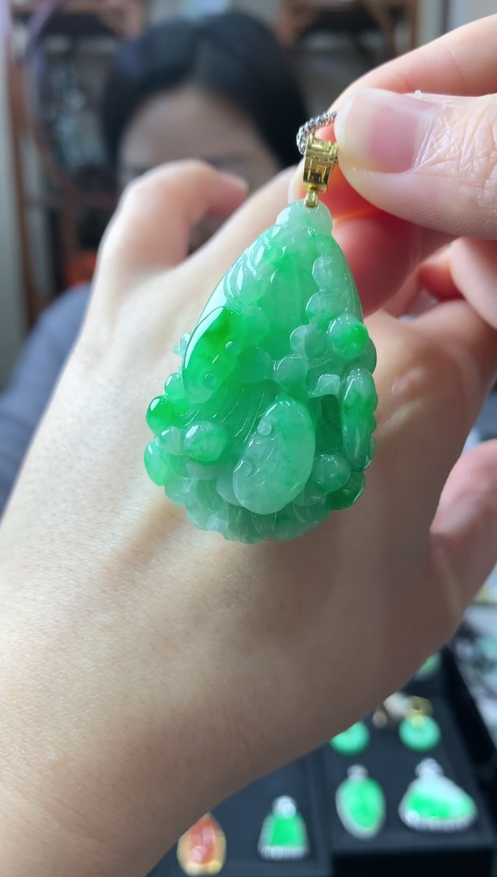 【闪购商品】翡翠吊坠(不含链)18K金镶嵌挂件