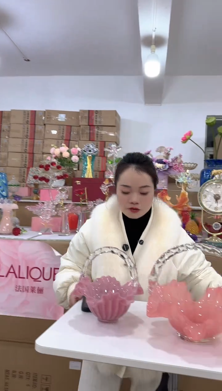 【闪购商品】琉璃迪喜花器-z-晚 裙丝粉色