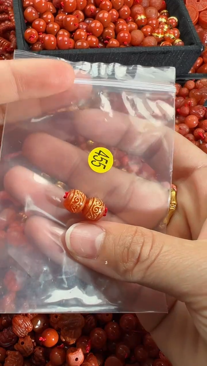 【闪购商品】南红玛瑙颈饰未镶嵌1