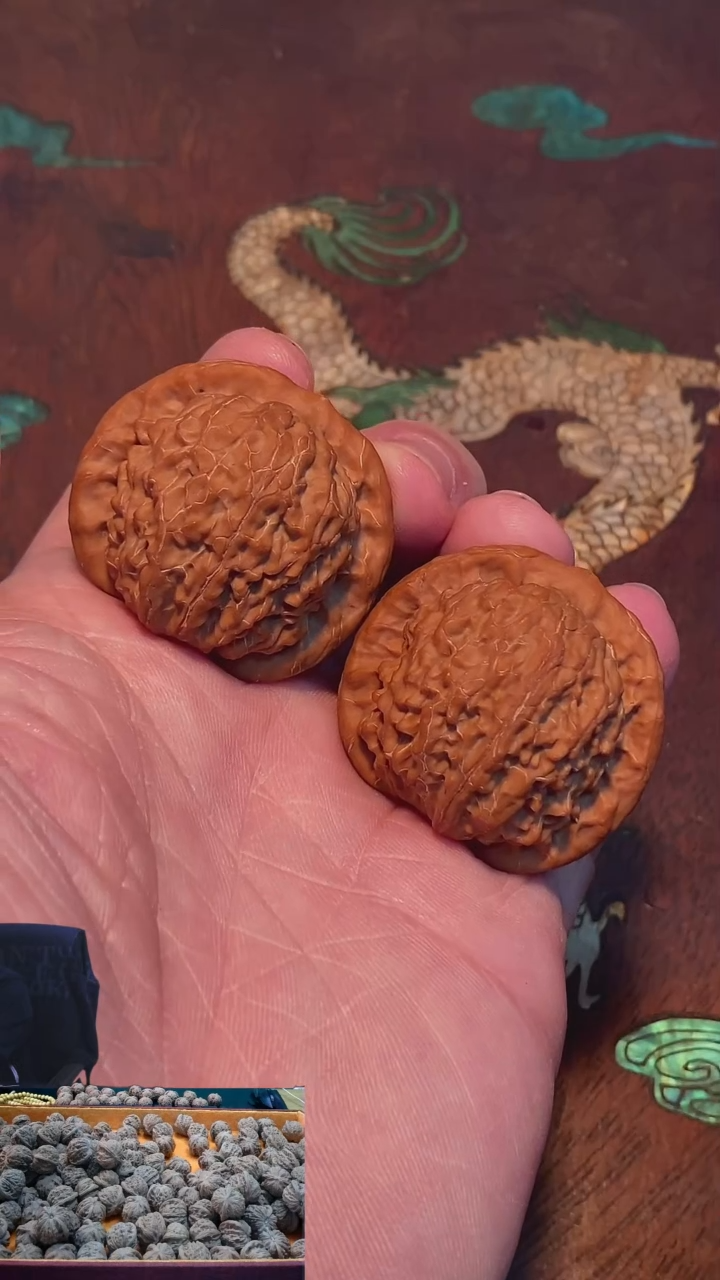 【闪购商品】文玩核桃把件浮力款金麒麟