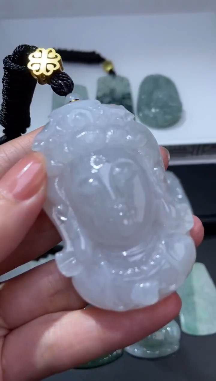 未镶嵌挂件翡翠374996  多人