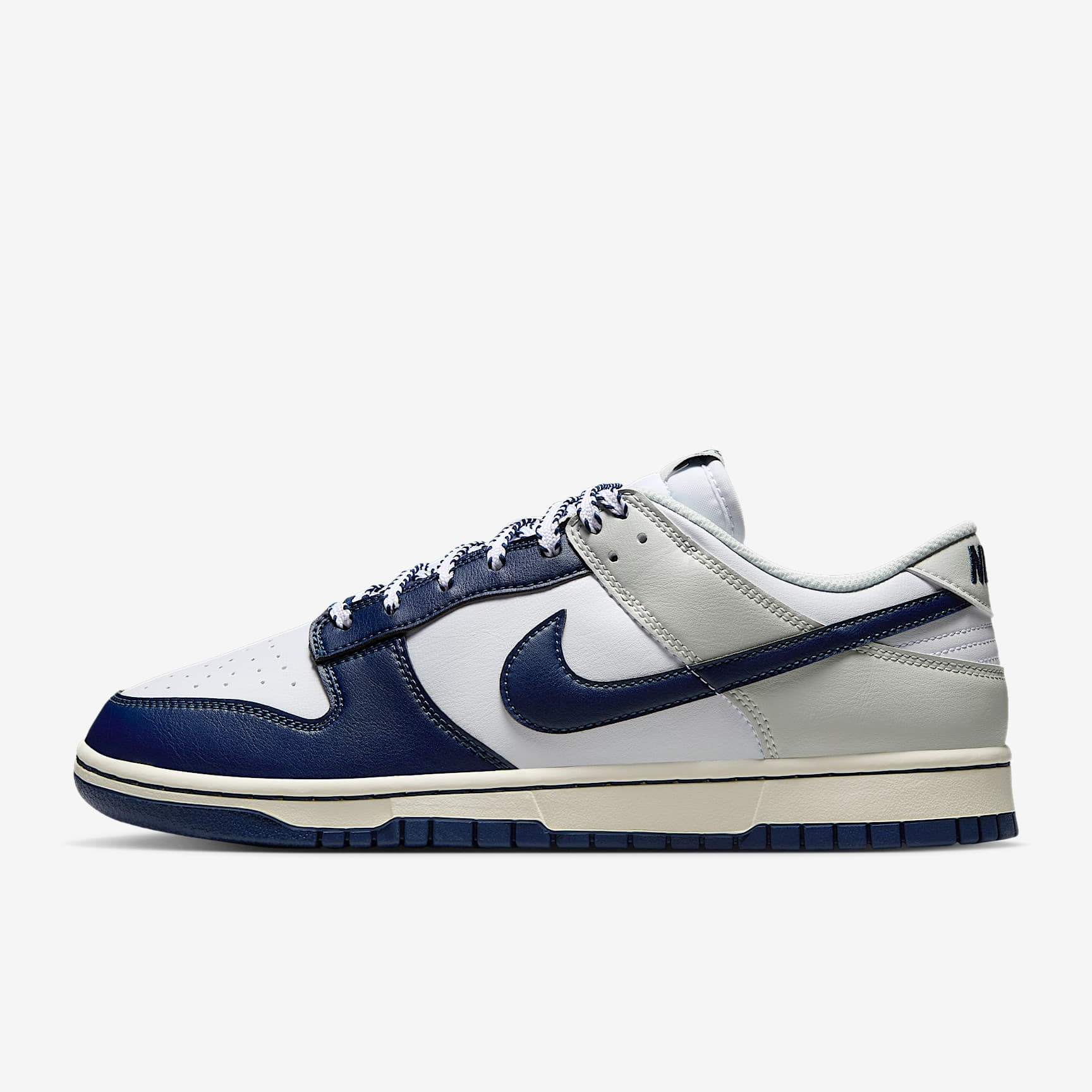 NIKE/耐克Dunk Low Retro男子低帮复古时尚运动休闲板鞋IM2222101