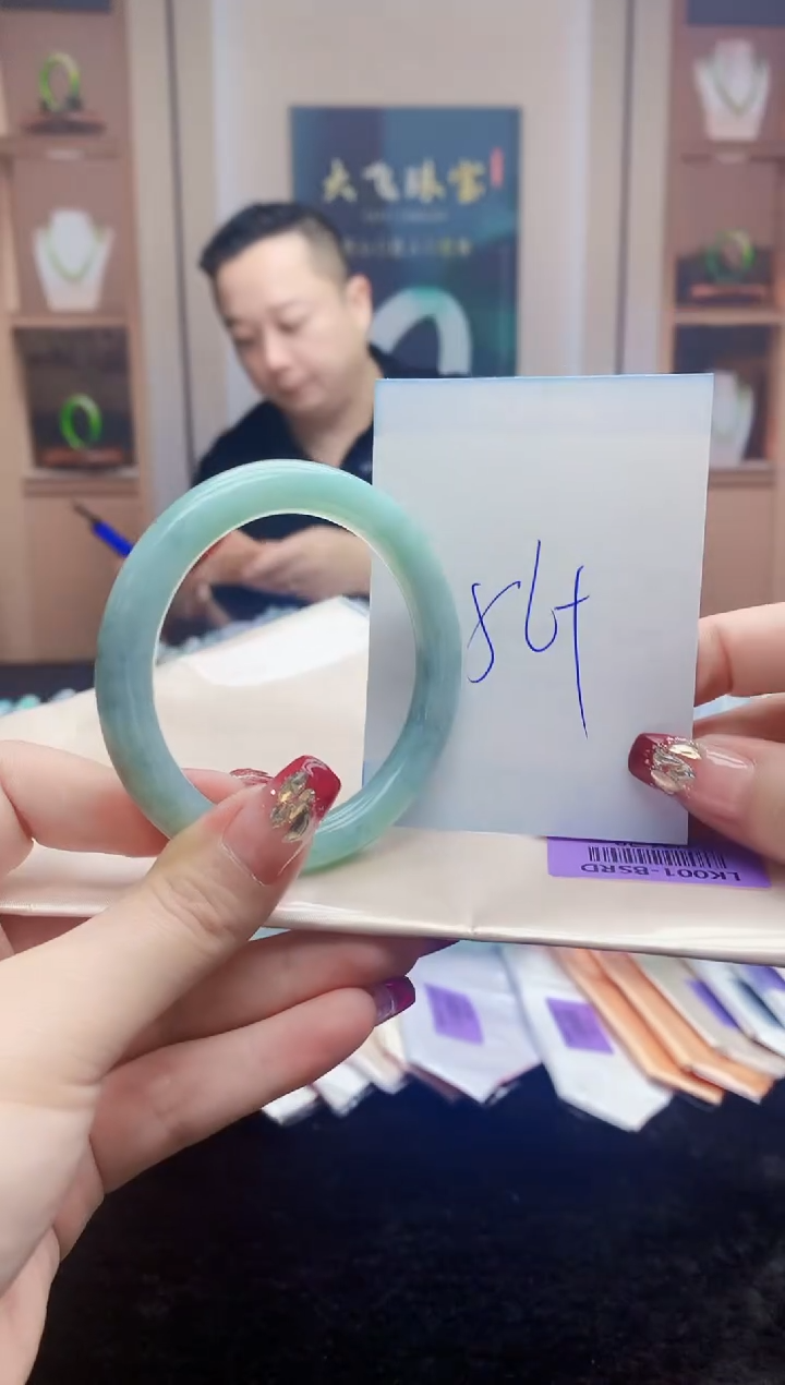 【闪购商品】翡翠手镯未镶嵌   H94-30