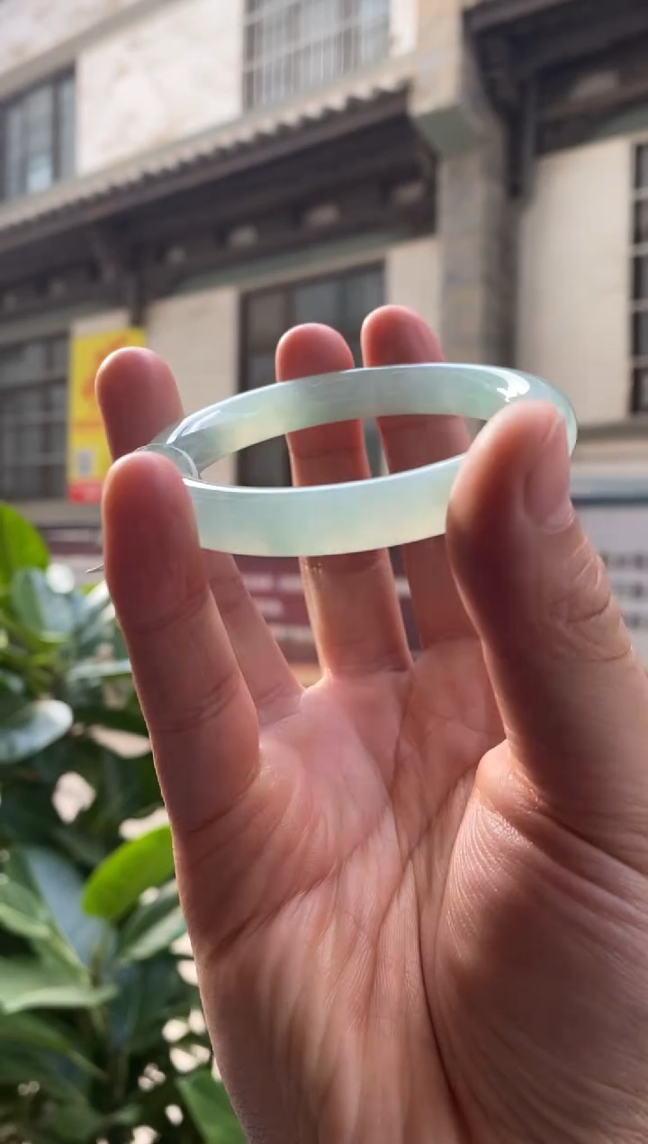 【闪购商品】翡翠手镯（圆镯）未镶嵌54圆条