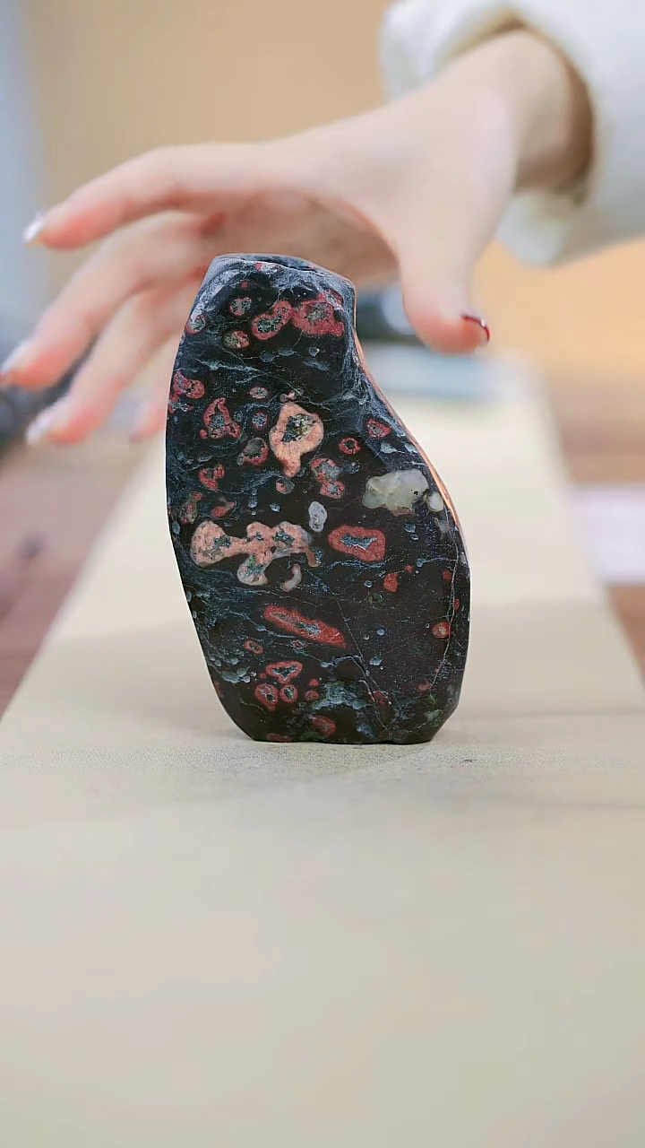 【闪购商品】微瑕梅花玉A寻武记一物一拍