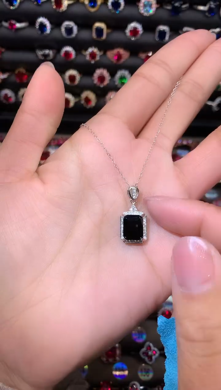 【闪购商品】蓝宝石吊坠(赠链)银S925镶嵌山蓝