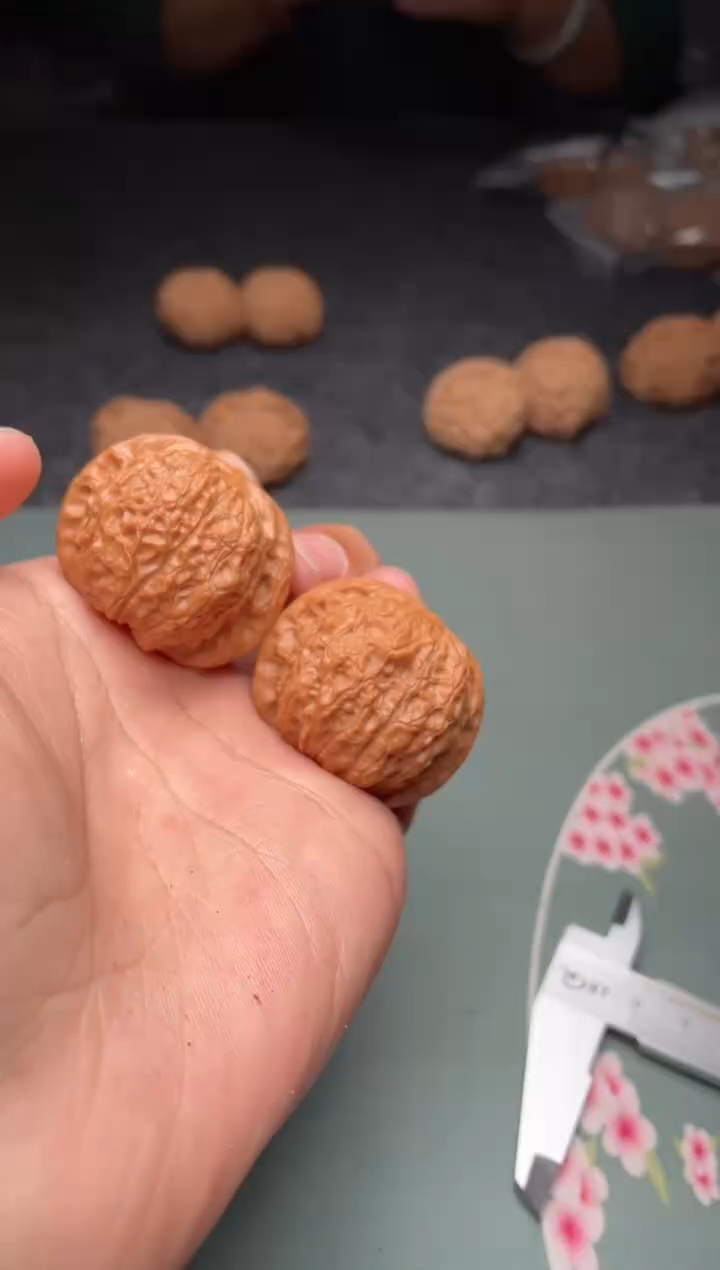 核桃a366  血麒麟  37尺