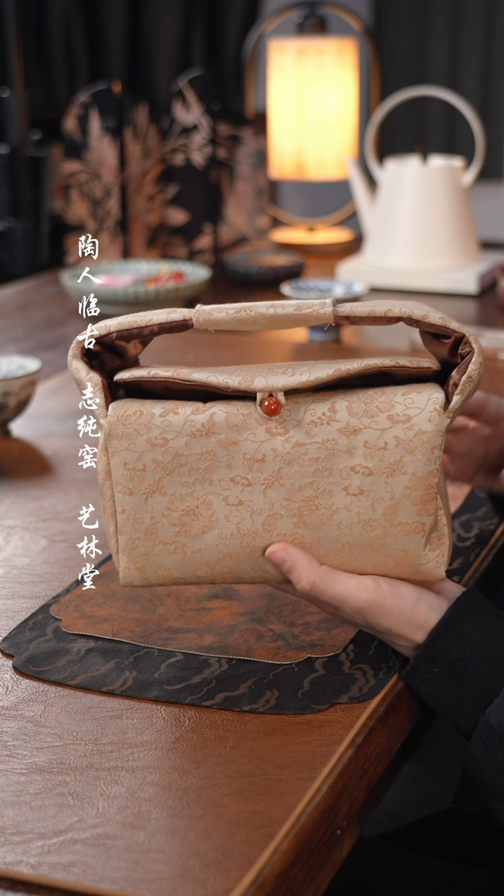 【闪购商品】杯米色花纹大杯袋子！！！！！