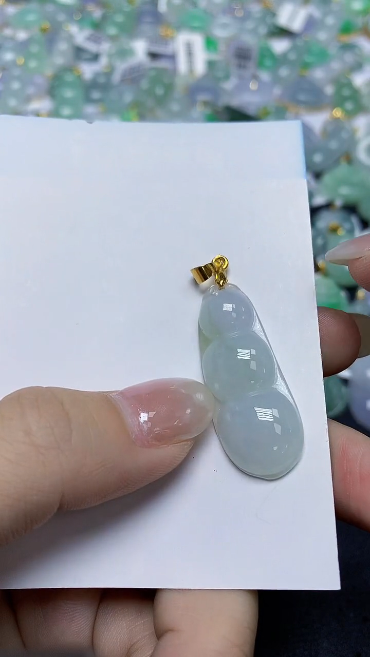 翡翠未镶嵌颈饰天然缅甸翡翠A货