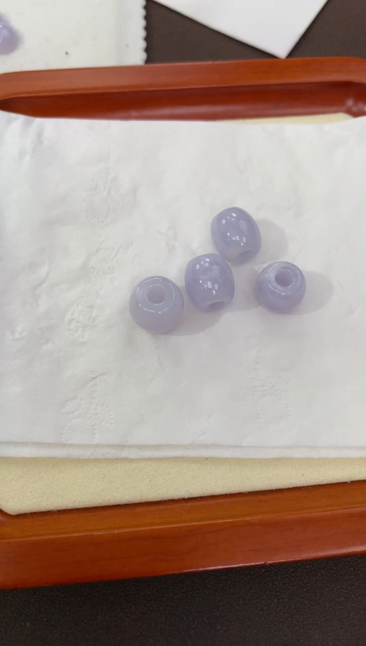 翡翠未镶嵌颈饰路路通缅甸a货翡翠(多样性发其一)