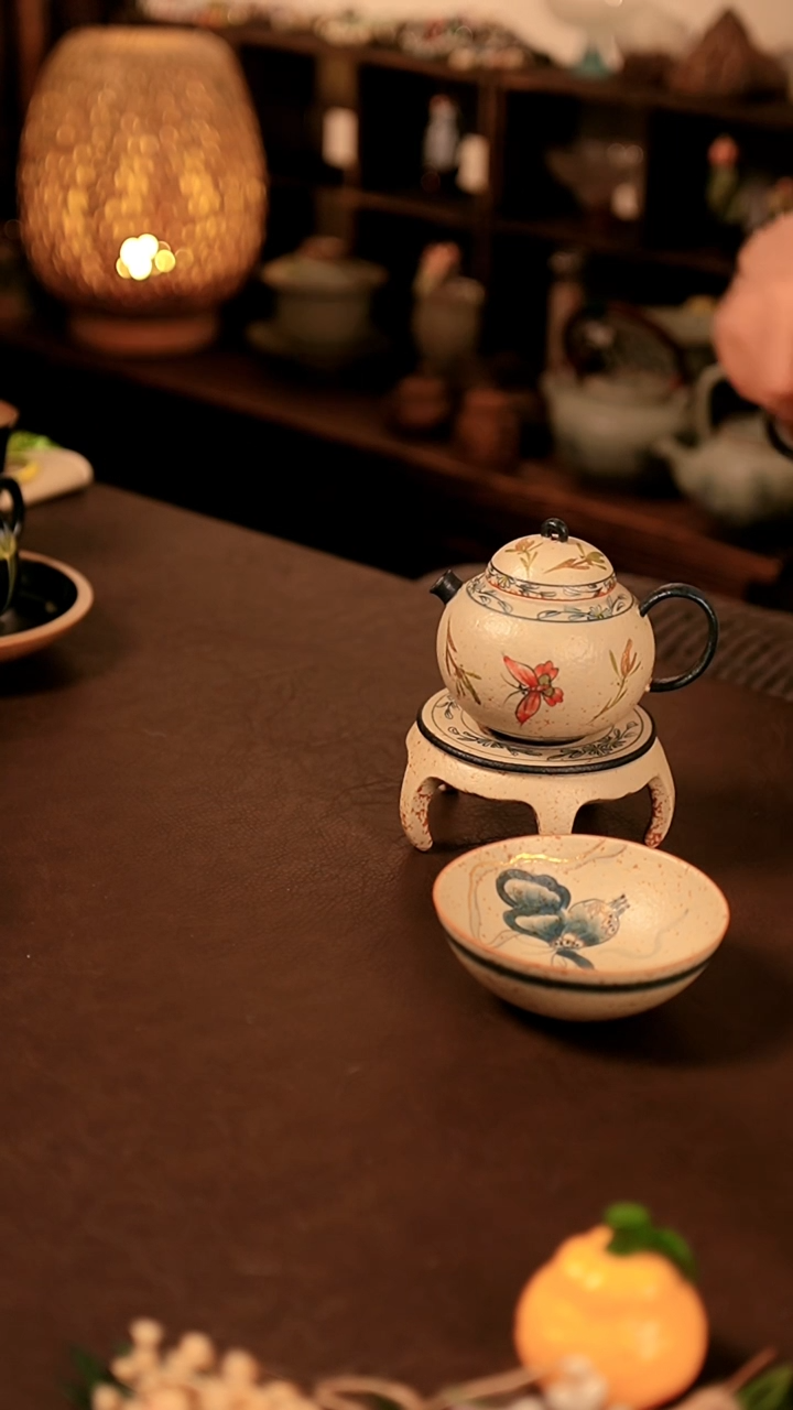 【闪购商品】闪购冲冲冲 青花蝴蝶兰花一套