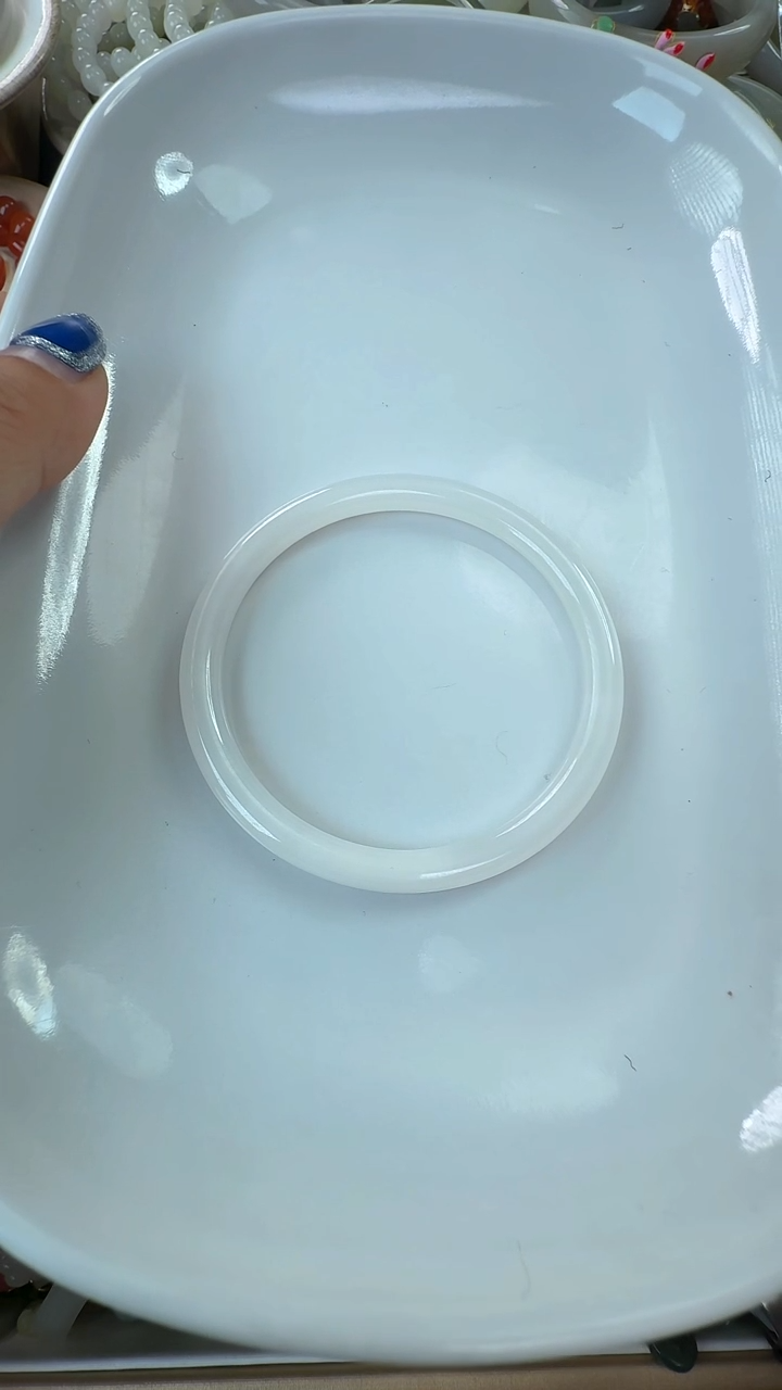 未镶嵌手镯和田玉杨*A140一个