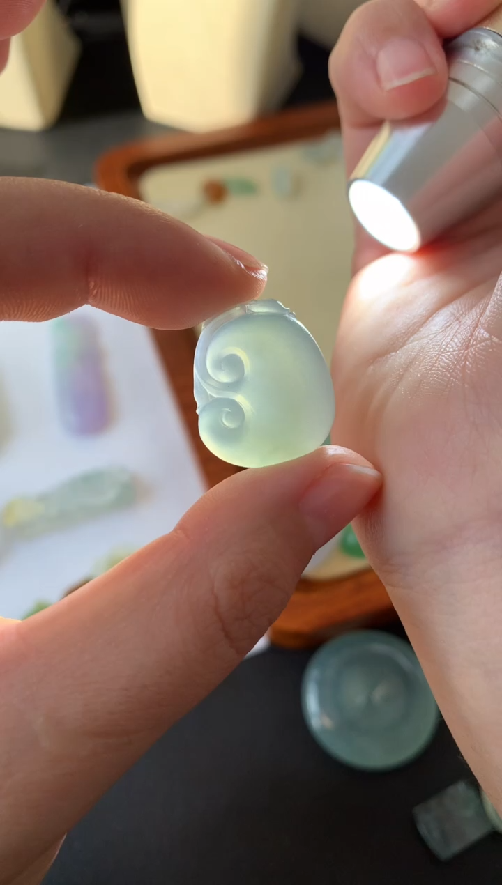 【闪购商品】定制翡翠未镶嵌翡翠