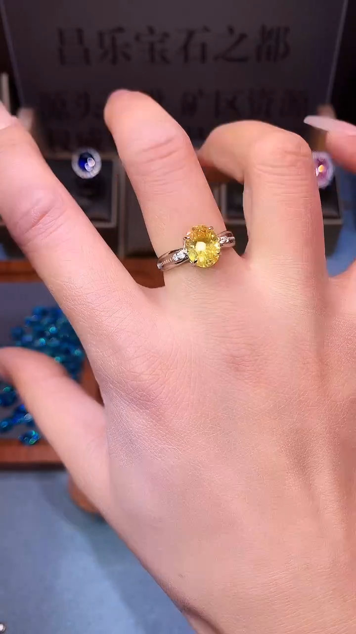 银S925镶嵌戒指碧玺.......