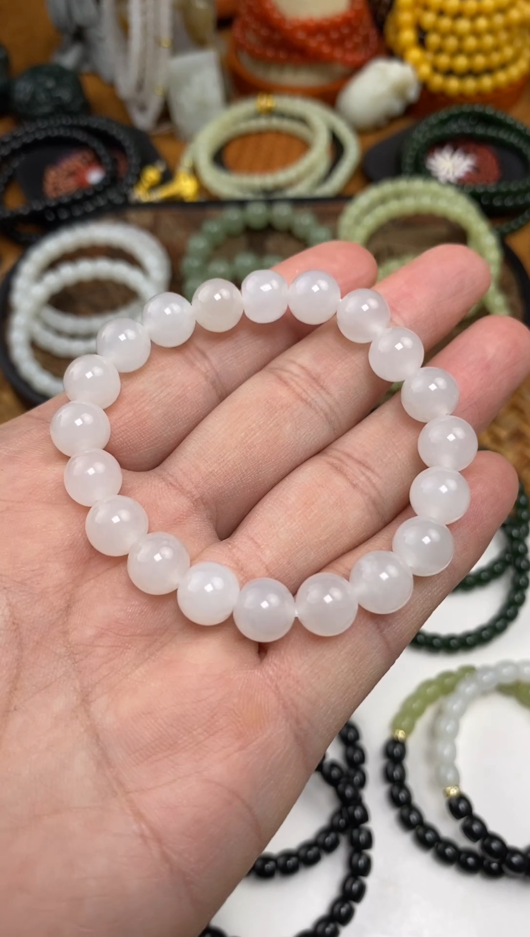 颈饰未镶嵌和田玉手串