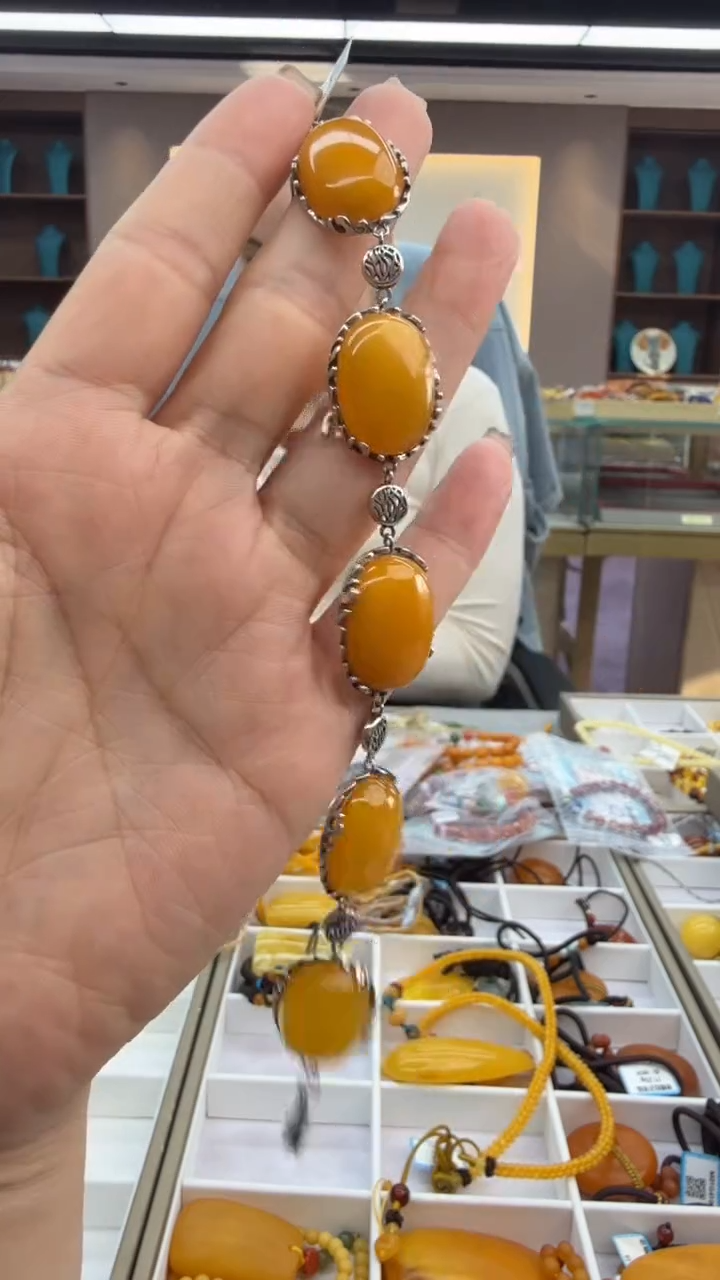 手链琥珀未镶嵌177秒拍号 假一罚三 