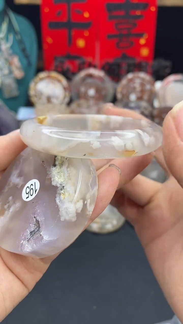【闪购商品】石英质玉手镯（圆镯）未镶嵌56.6