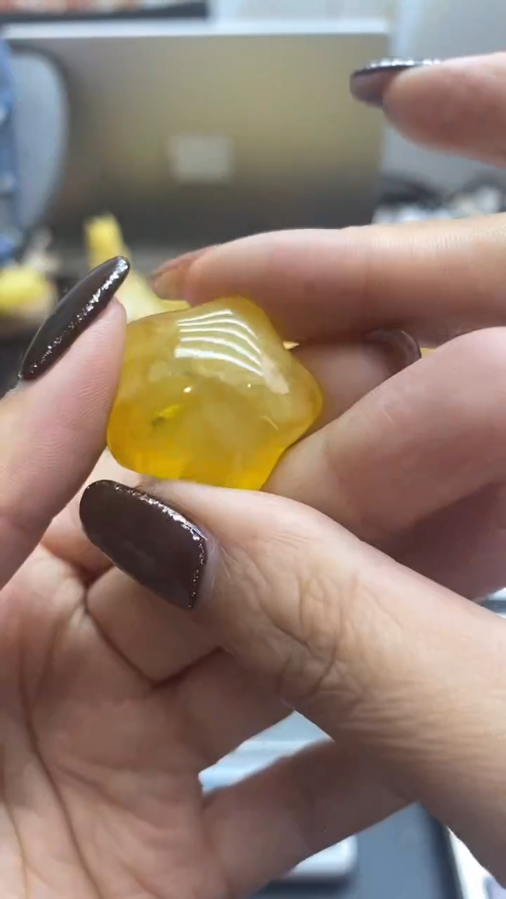 琥珀未镶嵌珠宝奇石581