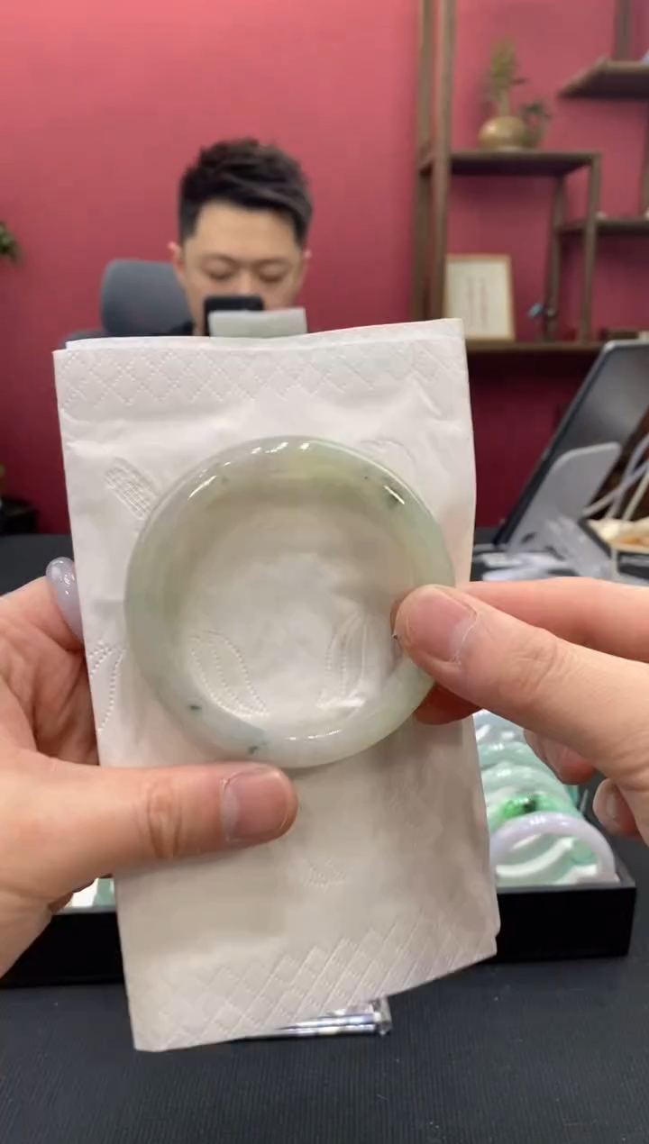 【闪购商品】翡翠手镯未镶嵌00002268