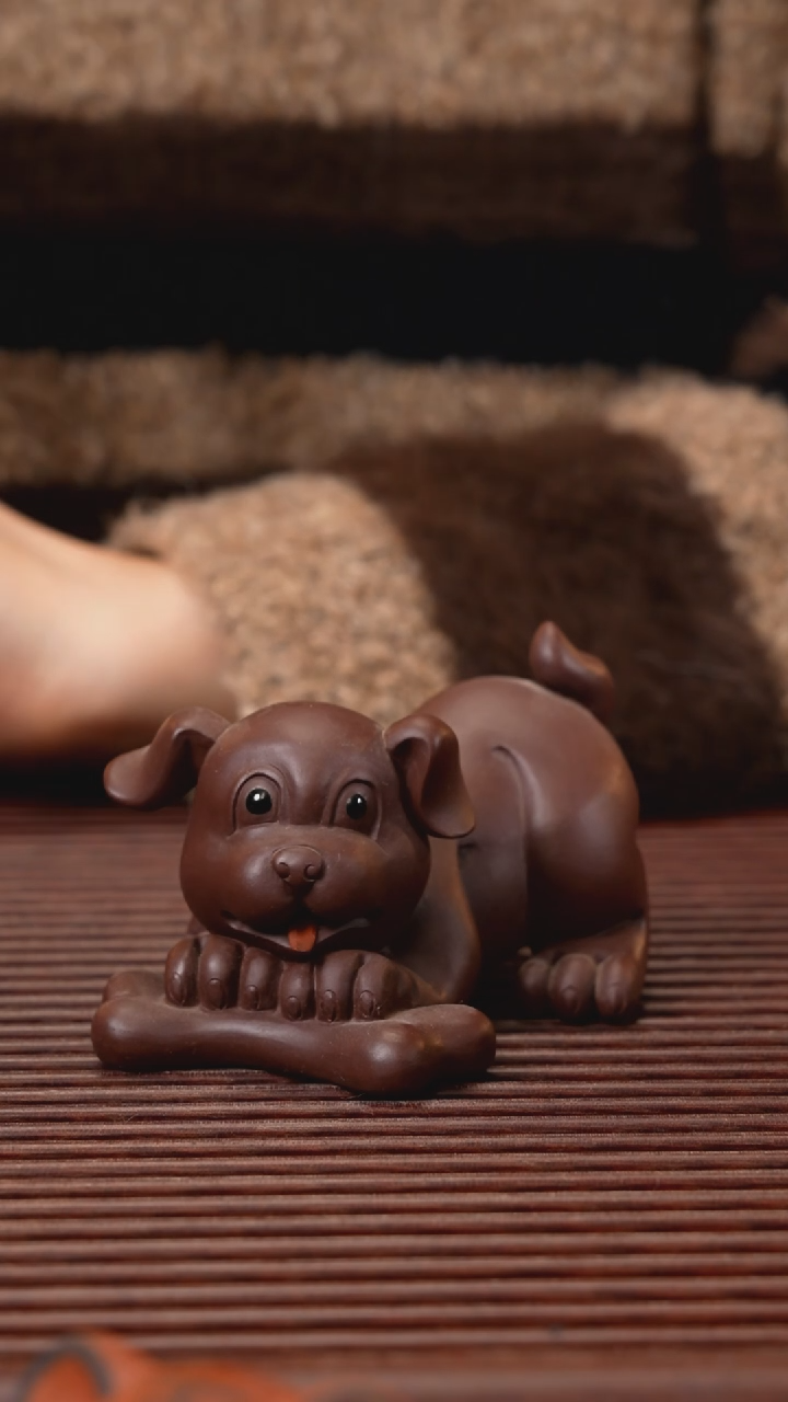 【闪购商品】紫砂茶宠啃骨小狗